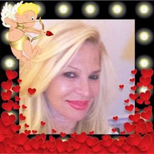 Meet your Posher, Iris